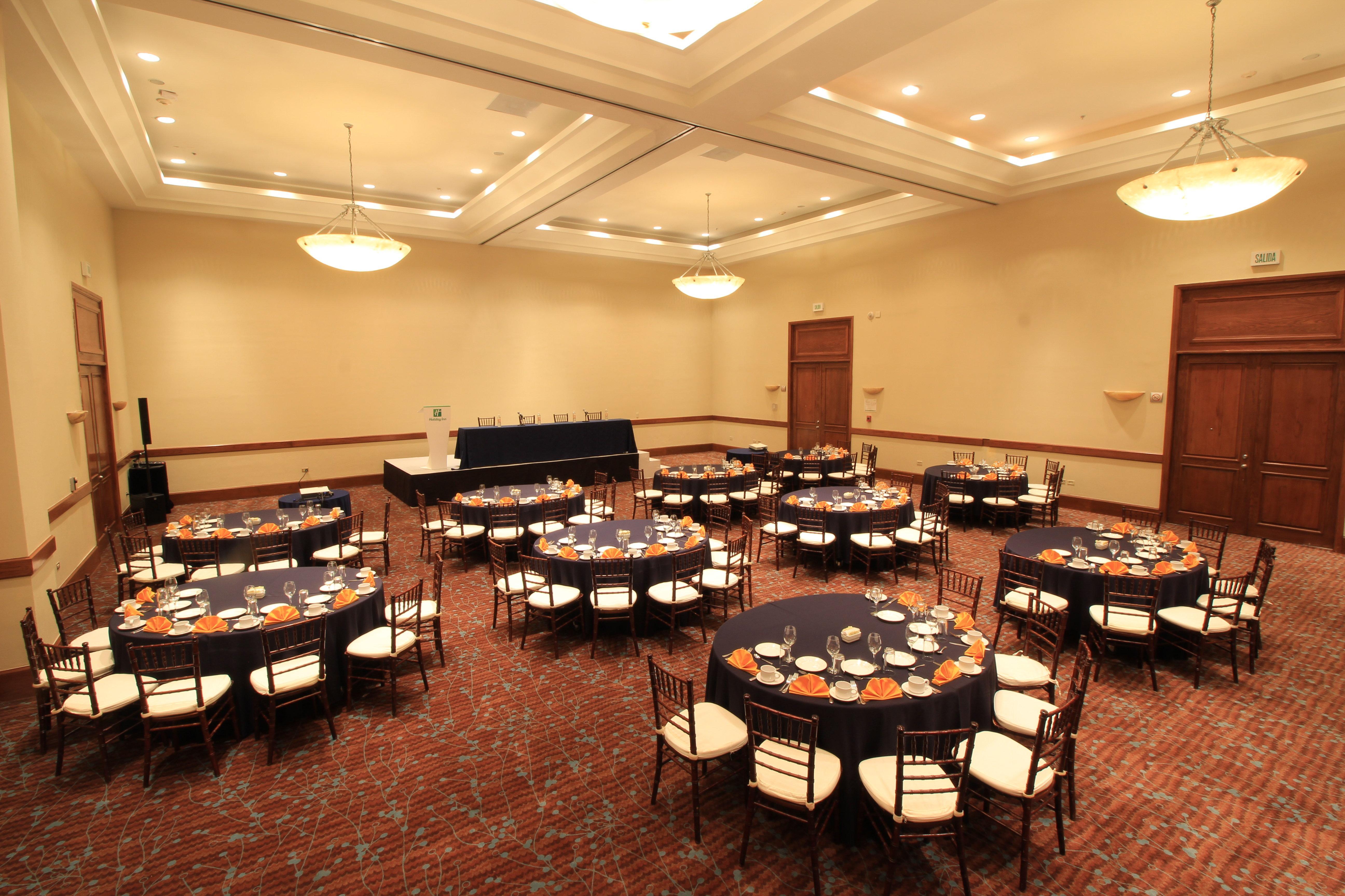 Holiday Inn Monterrey Valle By Ihg San Pedro Garza Garcia Dış mekan fotoğraf