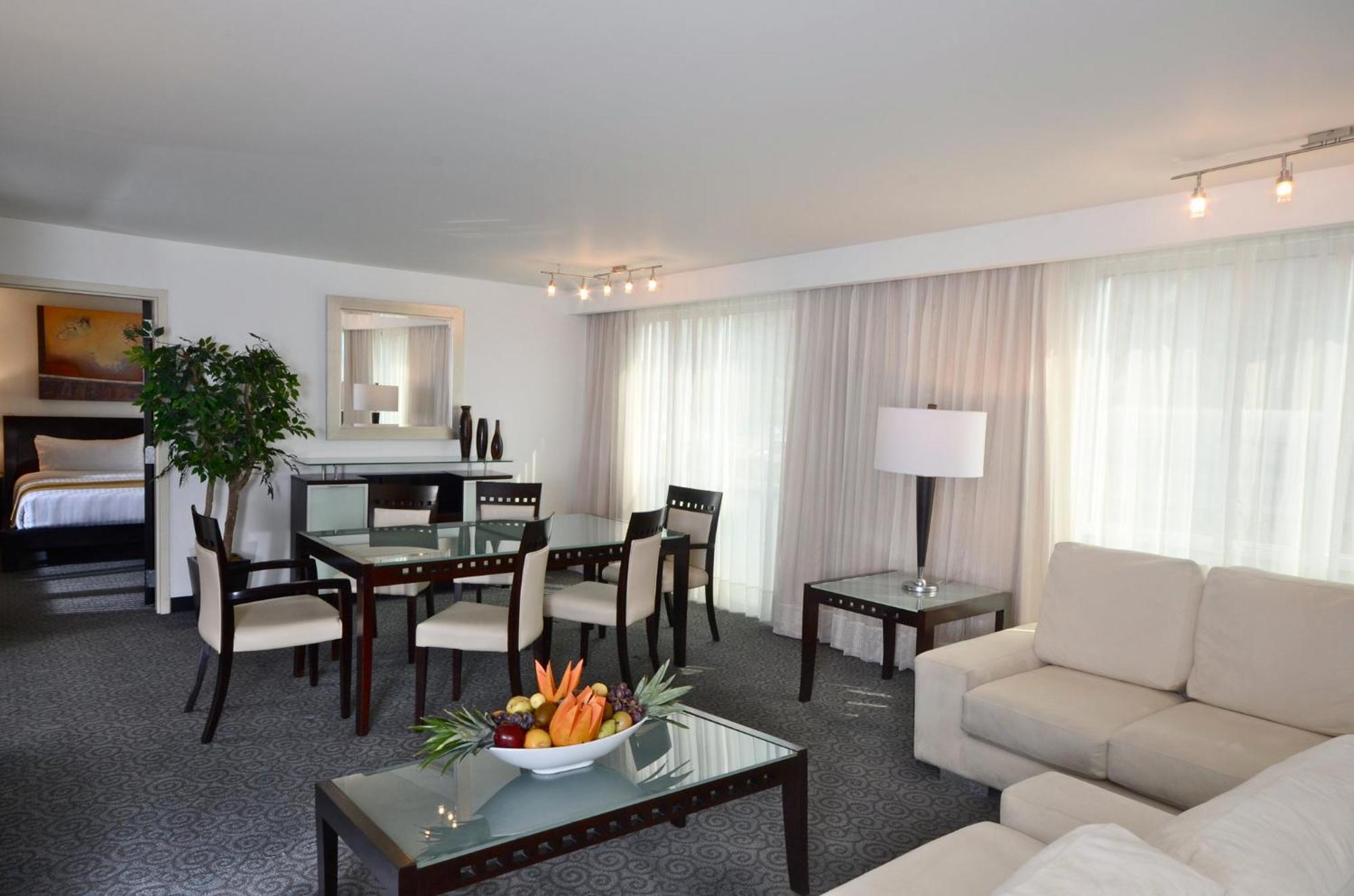Holiday Inn Monterrey Valle By Ihg San Pedro Garza Garcia Dış mekan fotoğraf