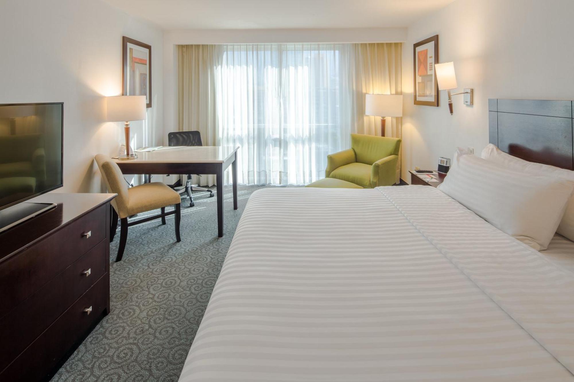 Holiday Inn Monterrey Valle By Ihg San Pedro Garza Garcia Dış mekan fotoğraf